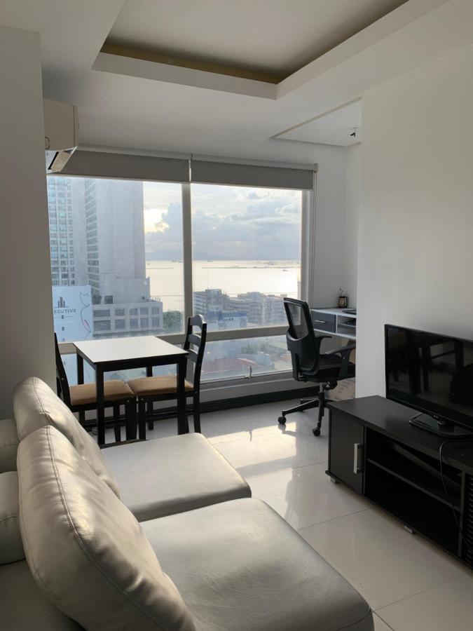 1 Bedroom With Balcony, Fully Furnished Overlooking Manila Bay At Birch Tower, Malate, Manila Exterior photo